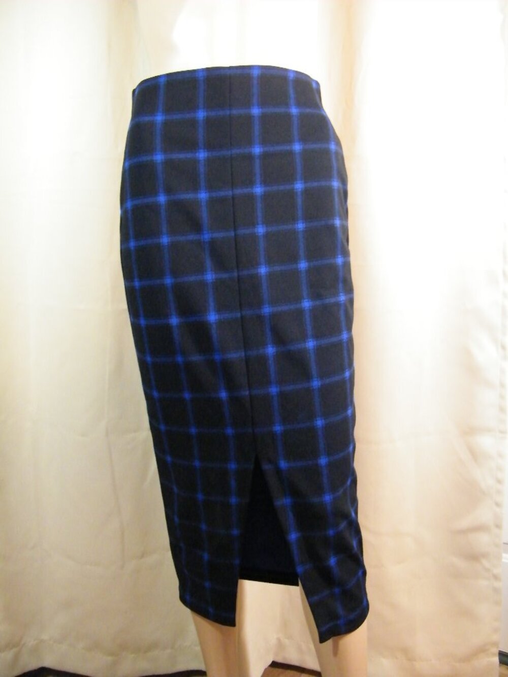 Pencil skirt Old Navy Sz. XS Black w/ blue squares NWOT